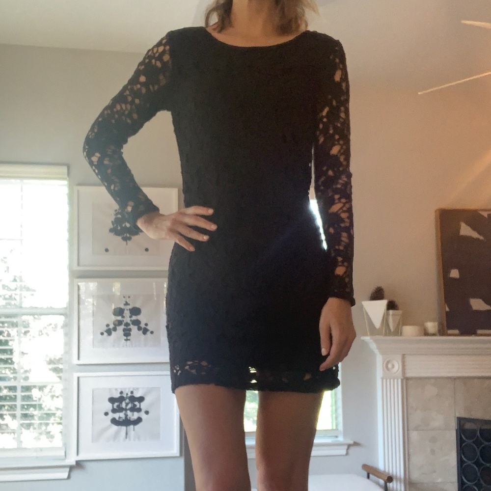 WERA Black Mini Lace Dress